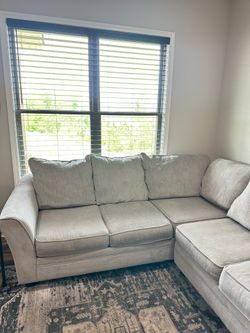 Large Beige Sectional Sofa – Excellent Condition
