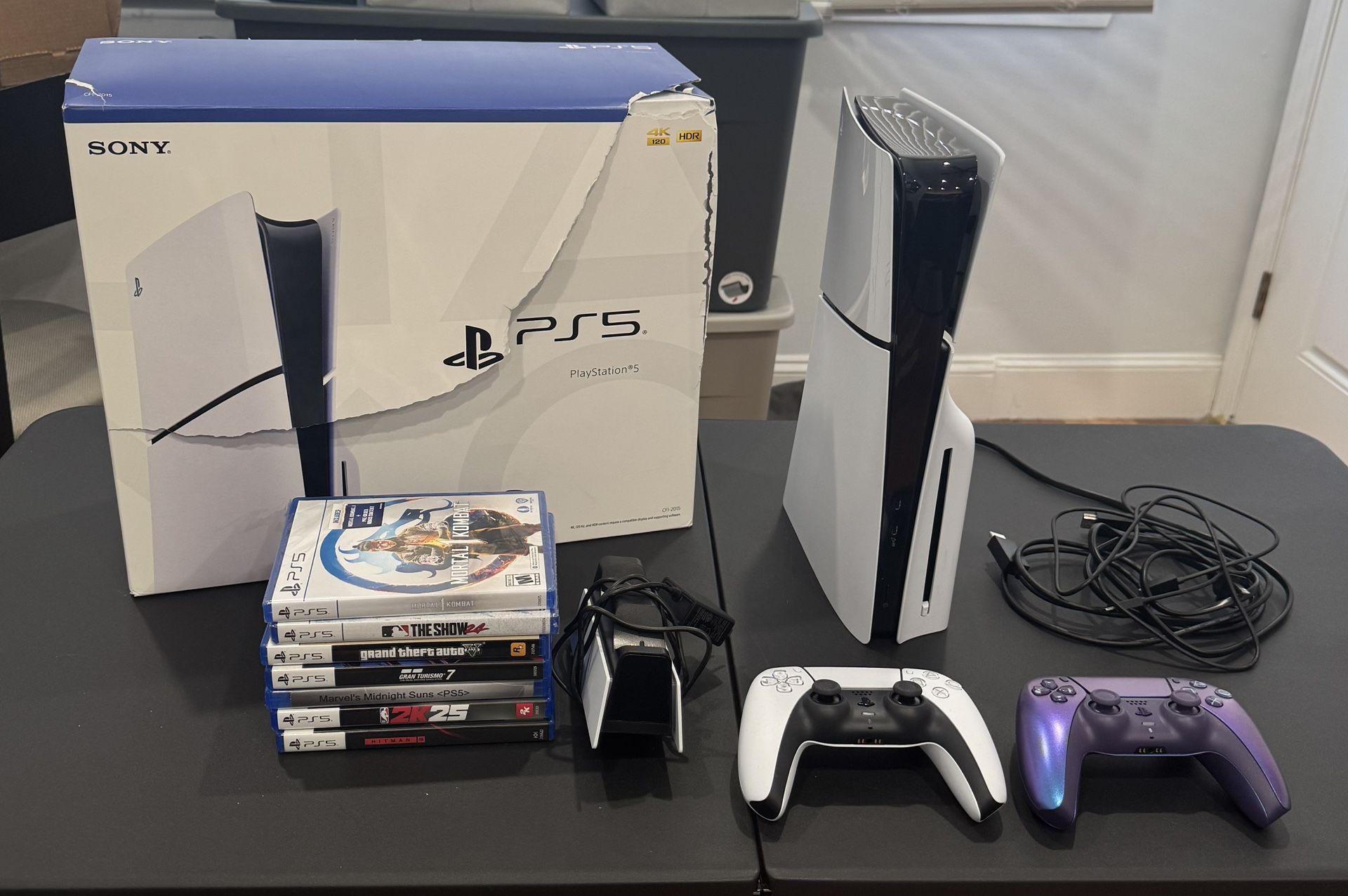 PS5 Slim Disk - Extra Controller And Games