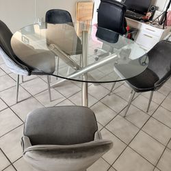 Dining Room Table With Chairs