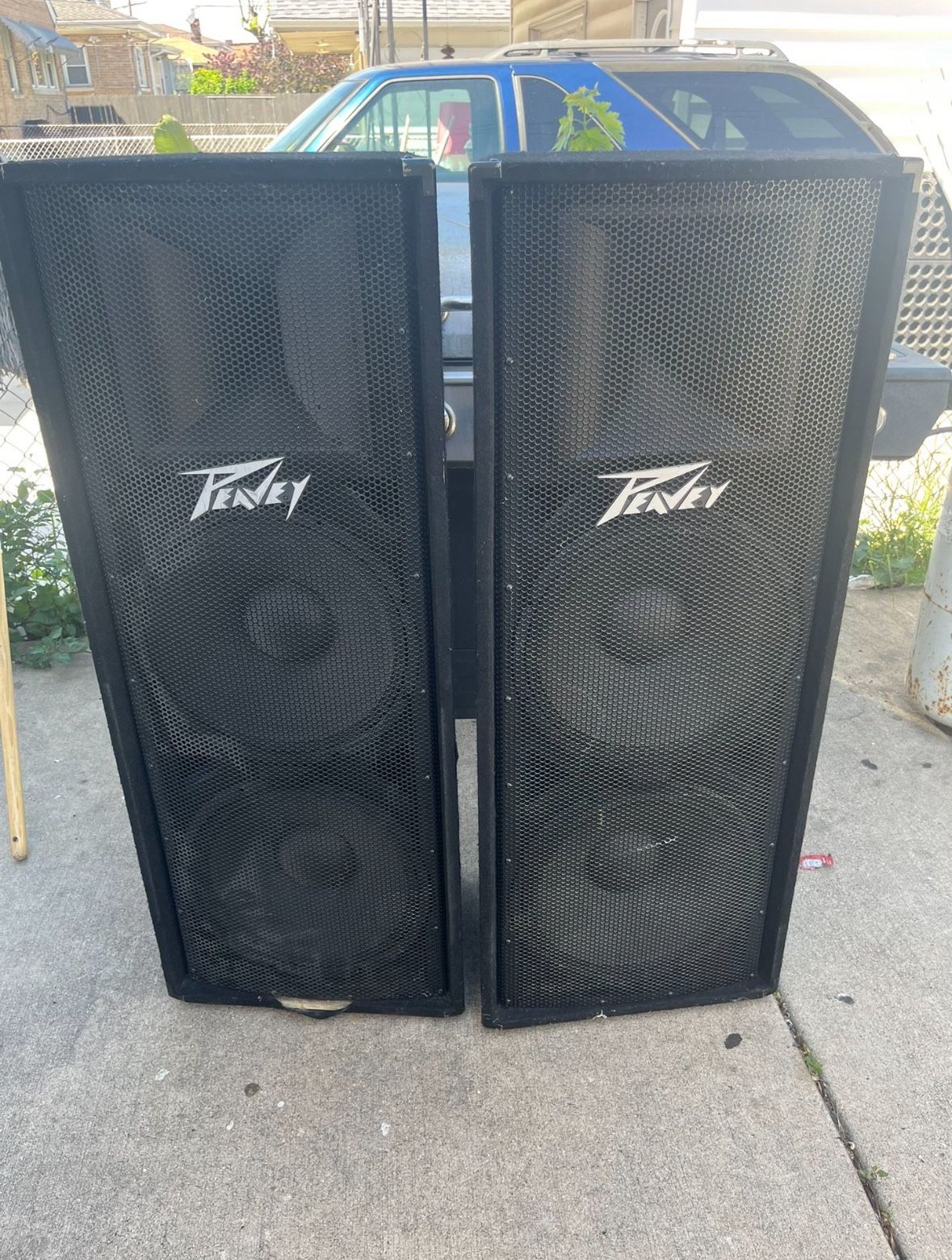 Peavey PV 215 Speaker Pair. NEED GONE ASAP