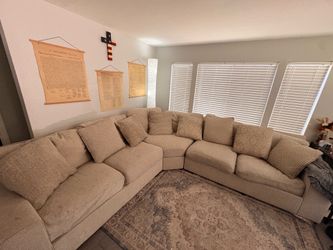 10’x10’ down sectional