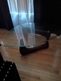 Cocktail table