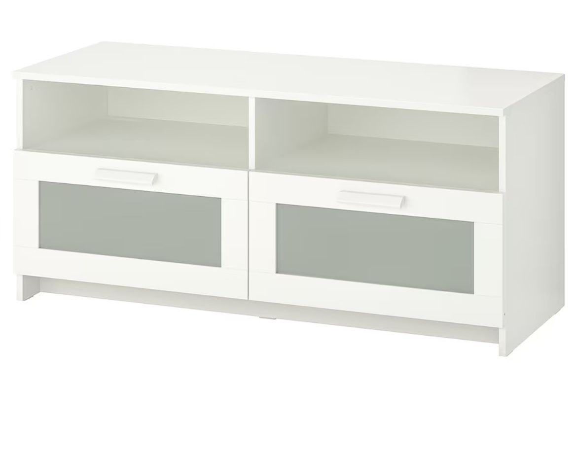 white TV stand, Black Television VIZIO 40-inch D-Series Full HD 1080p Smart TV with AMD FreeSync, Apple AirPlay and Chromecast Built-in, Alexa Compati