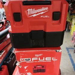 Milwaukee M12 FUEL BRUSHLESS CORDLESS Vacuum Tool-Only