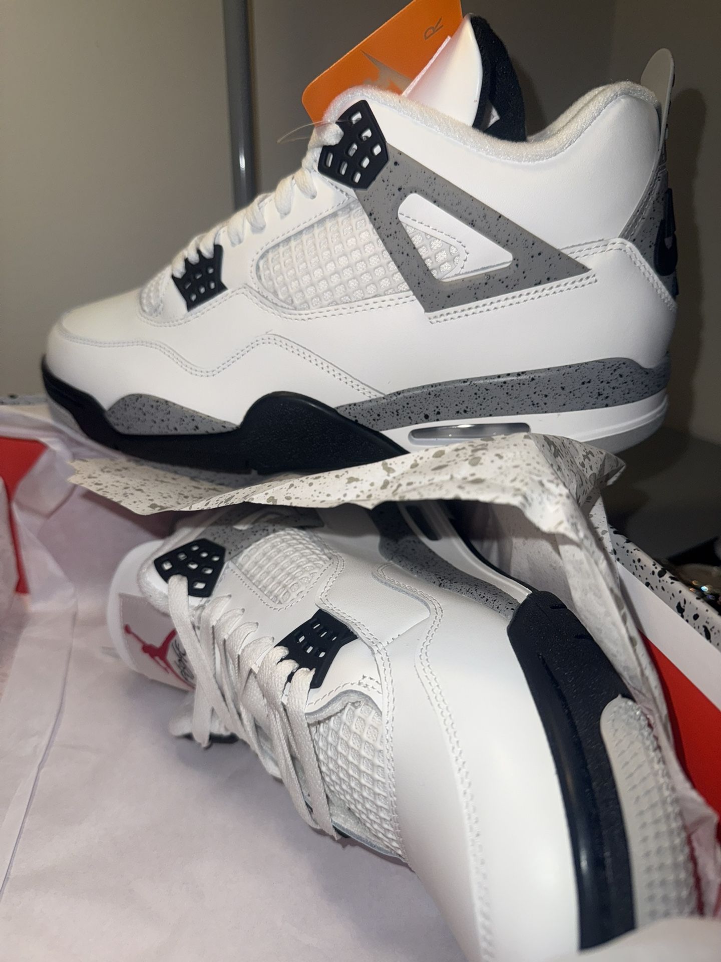 Jordan 4 White Cement