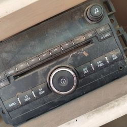 FREE 2011 2012 OEM Chevrolet Impala Radio CD Player
