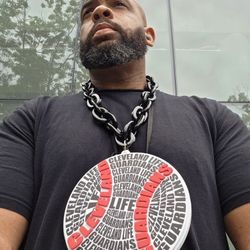 CHAIN GANG – Cleveland Life Guardians Fan Chain (Bat or Ball)
Price: $25 each • $40 Matching Set (Bat + Ball)
Category:Jewelry&Accessories → Necklace 