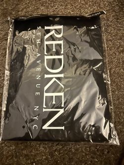 Redkin Black Waterproof Client Cape