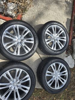 Hyundai Genesis Sedan 18 Inch Rims And Tires OEM Solid Aluminum 5x115mm