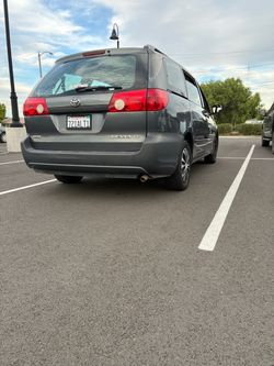 2006 Toyota Sienna  Van
