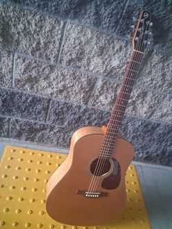 Seagull S6 original...in mint condition.. $400