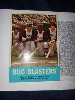 A Beautiful Vintage 1963 Topps #18 Buc Blasters With Clemente Ex MT+