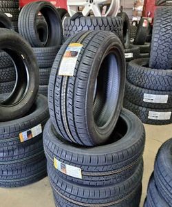 215/55/17 Brand New Tires 