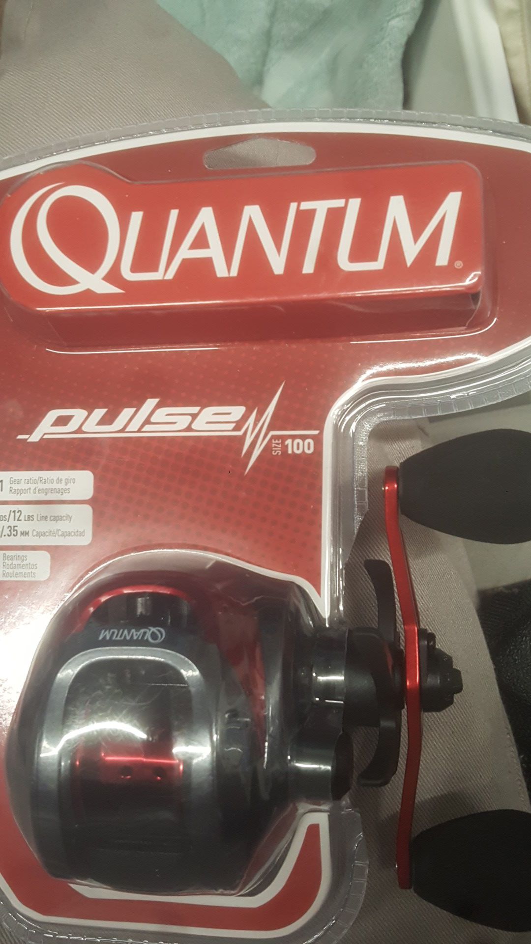 Quantum pulse 100 fishing reel