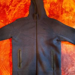 Blue Nike Tech Size S