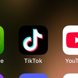 Mint iPhone 13 with latest TikTok