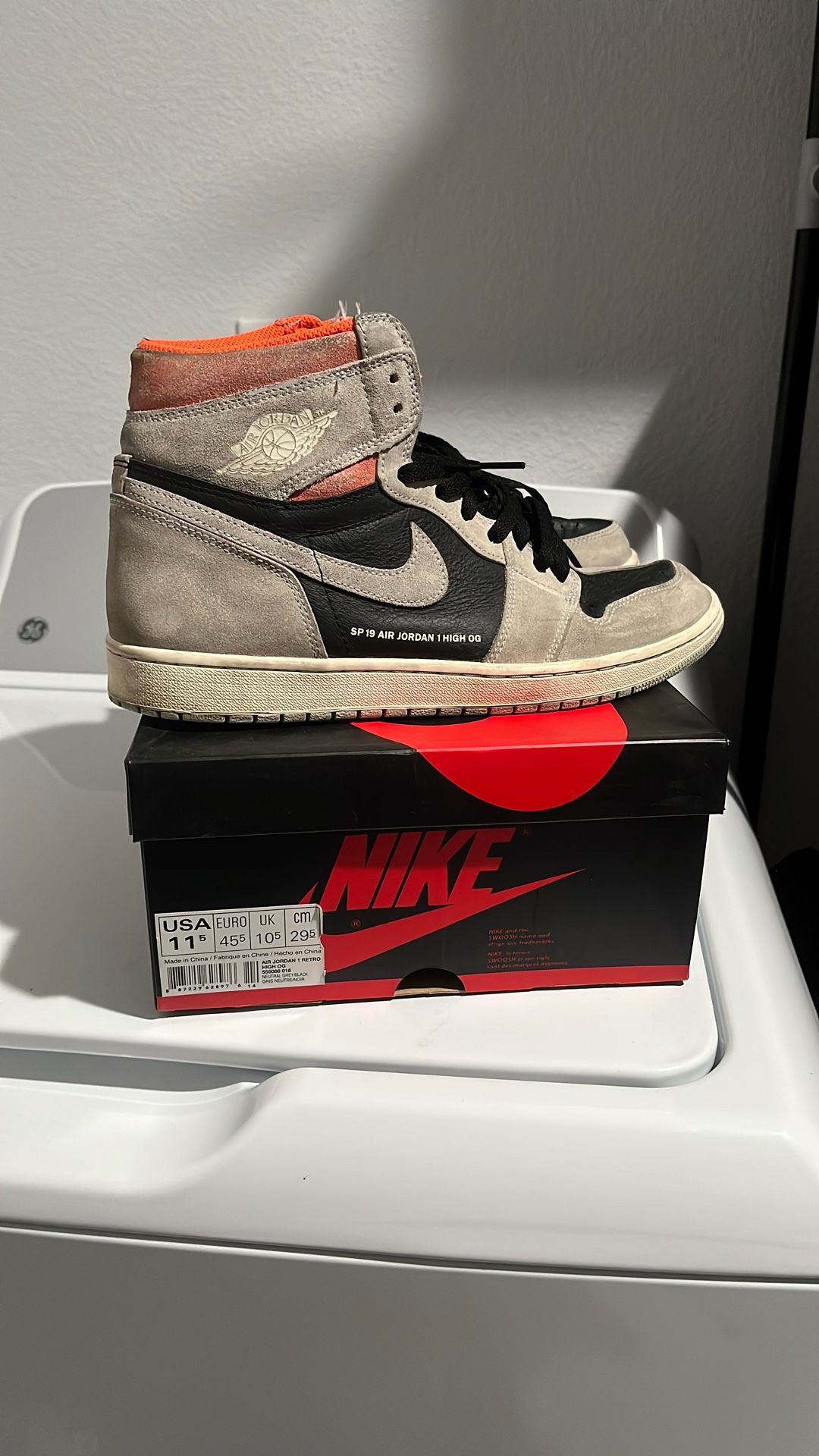 Jordan 1 Crimson