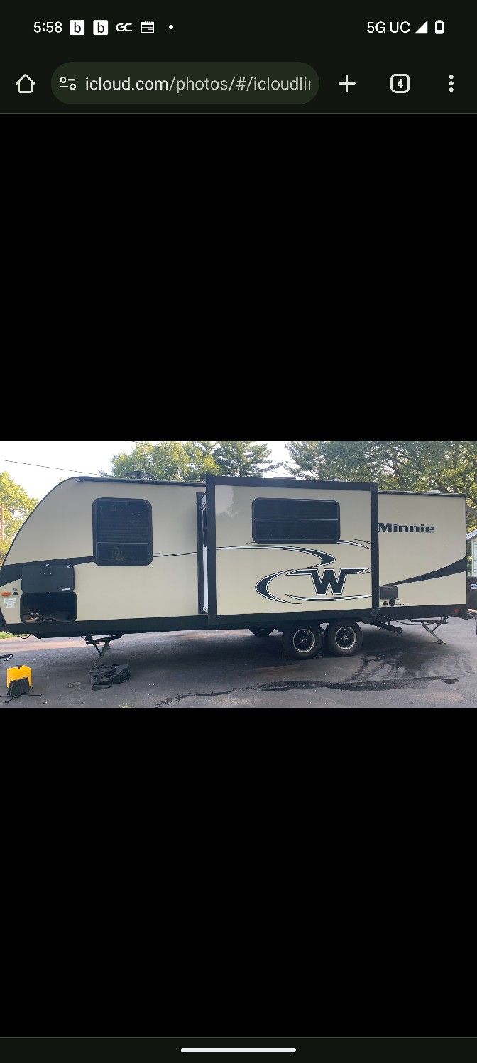 2019 Winnebago Minnie 2455bhs