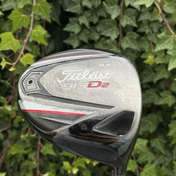 Titleist 913d2 9.5° Driver — Senior Flex