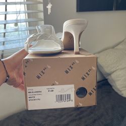Women’s Mini Heel