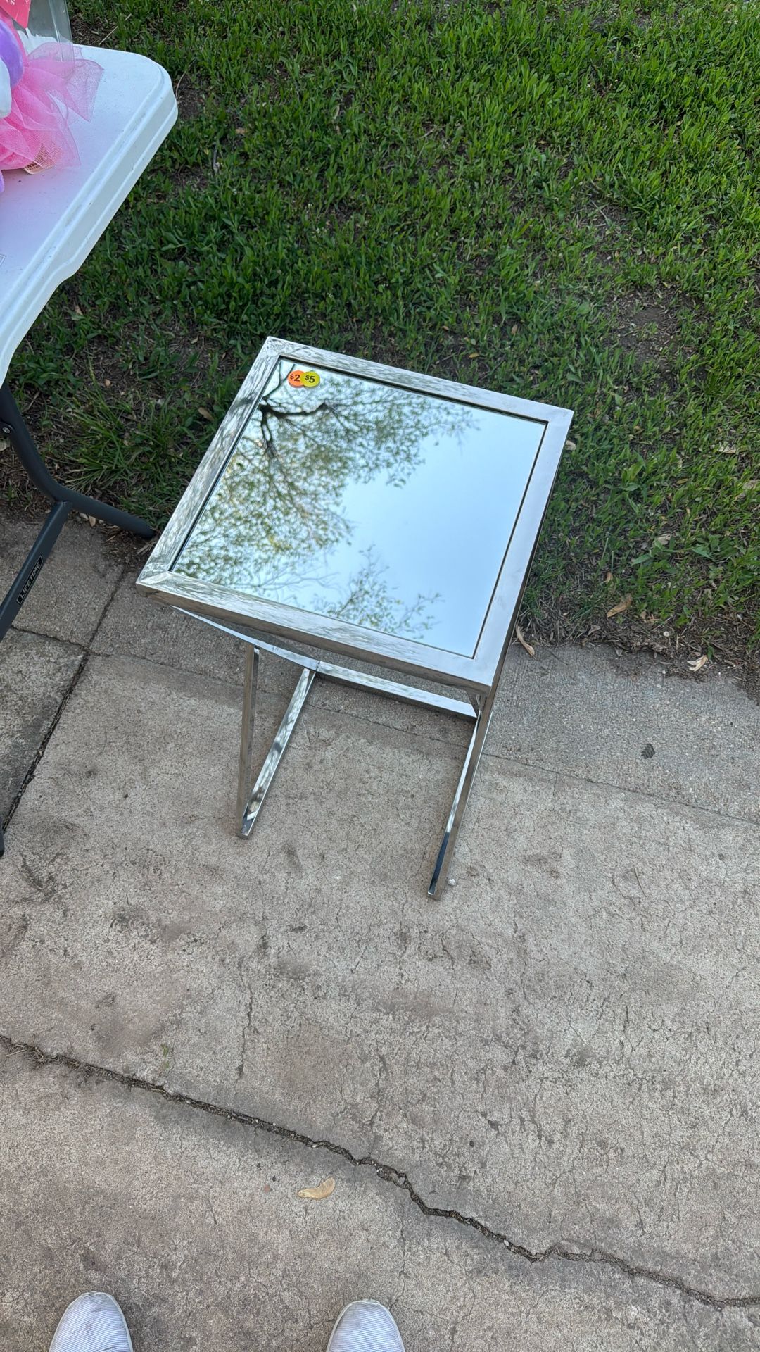 Mirror Table