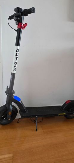 GOTRAX  G4 SCOOTER $100