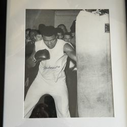 Mohammad Ali Autographed 8x10 Photo