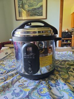 Electric Pressure Cooker with Digital Display