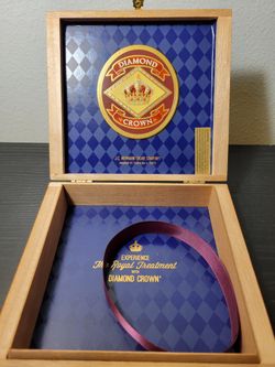 Rare Wooden Diamond Crown Cigar Box Great For Crafts And Storing Jewelry