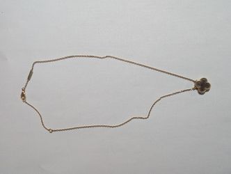 Van Cleef & Arpels Vintage Alhambra Necklace with Pendant 18k Yellow Gold