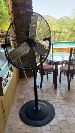 Utilitech 30-in High Velocity Indoor Pedestal Fan, in Black. All metal construction for durability Adjustable height varies from 63.2 to 71.8 inches
