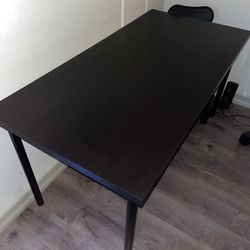 IKEA Desk/ Table 