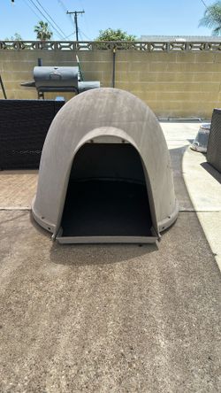 Dogloo House