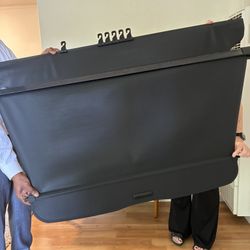 Retractable Cargo Cover