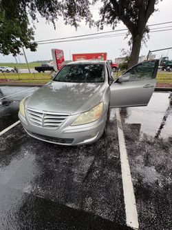 2010 Hyundai Genesis