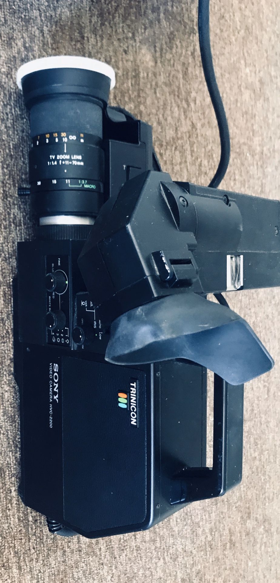 Video Camera Sony Trinicon HVC 2200 (vintage)