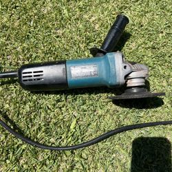 Makita Grinder 