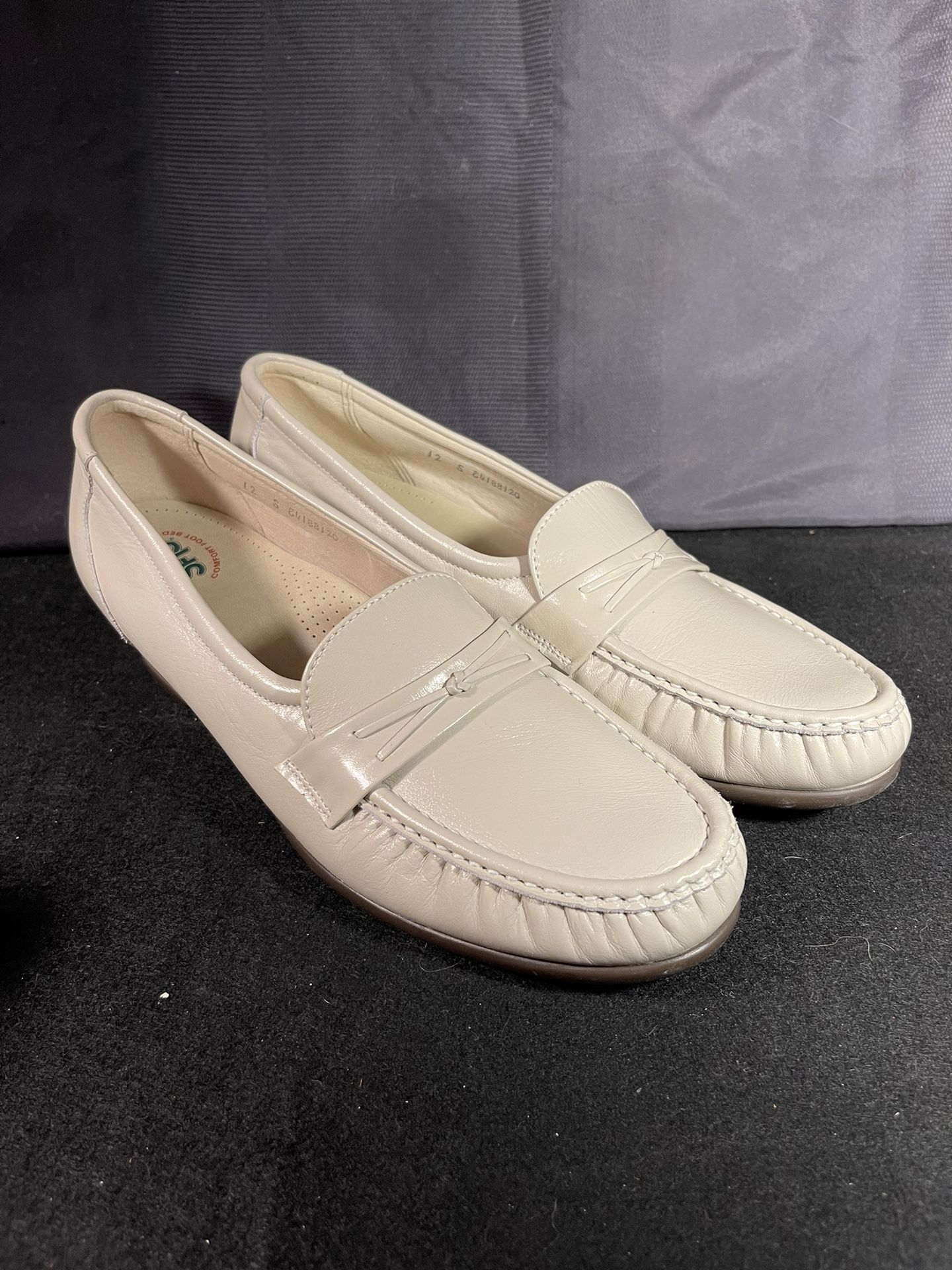 Women’s Loafers Size 12 SAS Brand