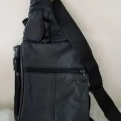 Crossbody Black Leather Bag / Purse