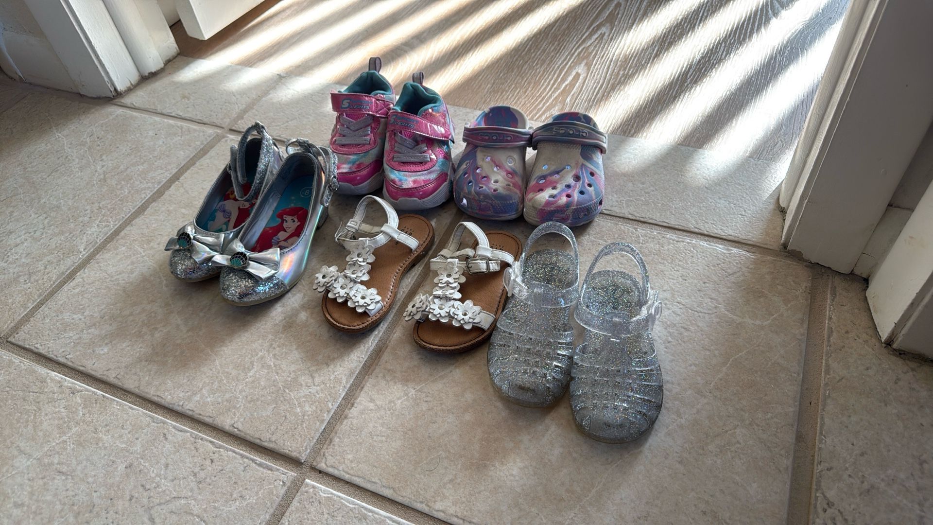 Bag of 3 Year Old Girl Clothes & Shoes