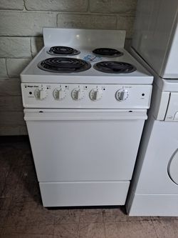 Mini Electric Stove 20wide 220v 4 Burner With Manual Control Oven for Sale  in Vista, CA - OfferUp