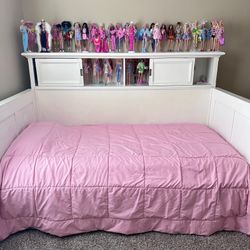 Twin Bed with mattress 