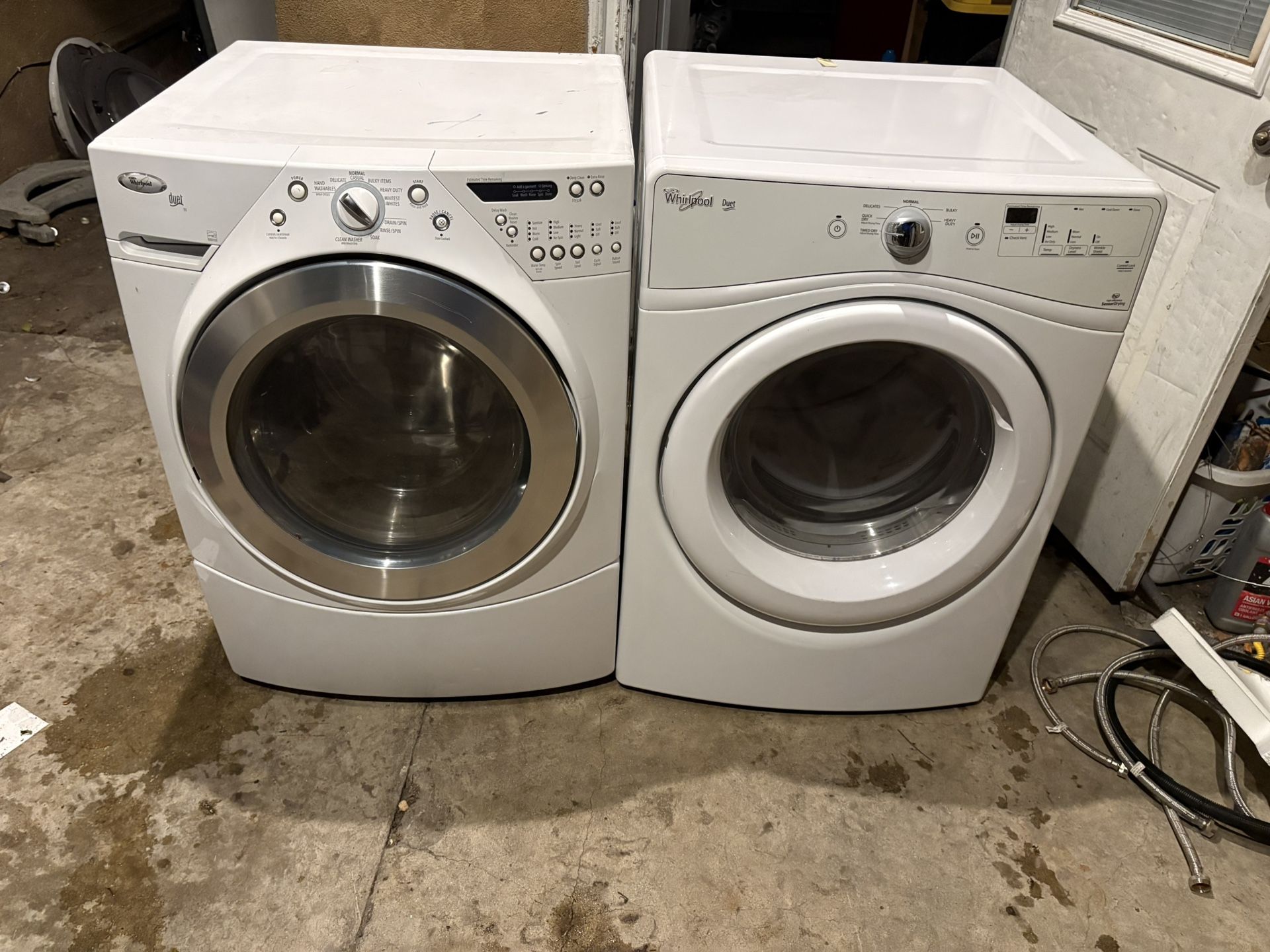 Whirlpool Duet Stackable Washer And Gas Dryer
