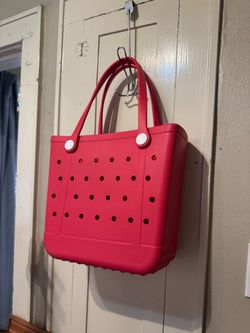 LARGE PINK RUBBER TOTE