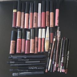 $25 Lot Of Lipsticks And Liners