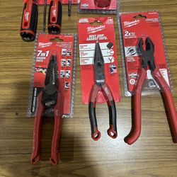 Milwaukee Electrical Hand Tools 