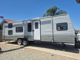 1993  WNESS 29S "Perfect for a hunting property, guest house, temporary housing, weekend camping, or a renovation project."