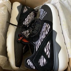 Adidas Sneakers Men’s Size 11 BNIB