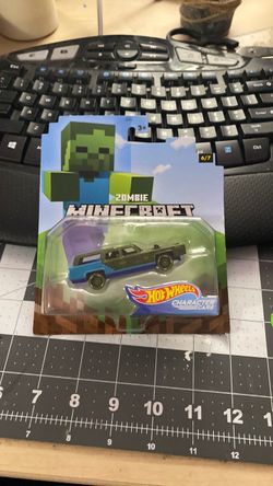 Hot Wheels Minecraft Zombie Character Car