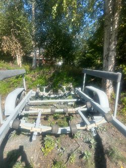 Boat trailer
